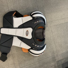 Used Easton STEALTH Senior Shoulder Pads XL 11614-S000226652