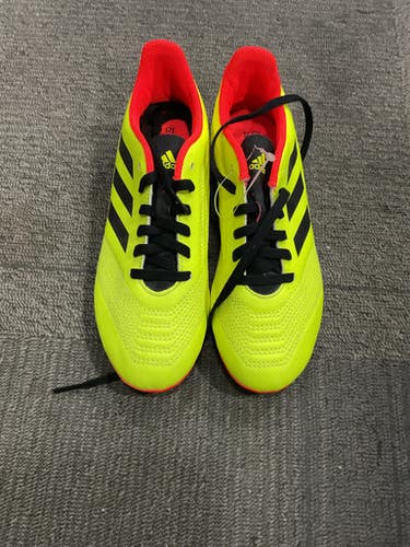 Used Adidas PREDATOR 18.4 Soccer Cleats Yellow Junior 02.5 11614-S000226609