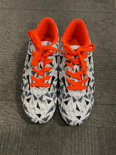 Used Dream Pairs SOCCER CLEATS Soccer Cleats White Junior 04 11614-S000226608