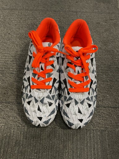 Used Dream Pairs SOCCER CLEATS Soccer Cleats White Junior 04 11614-S000226608