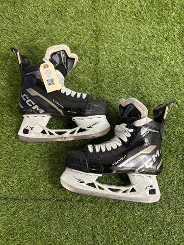 Intermediate CCM Tacks AS580 Hockey Skates Regular Width 6.0 (Used)