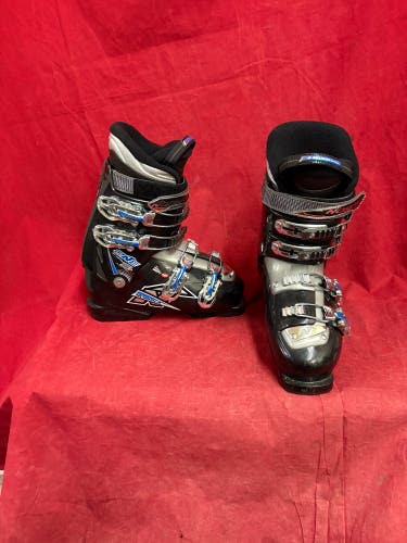 Ski Boots: Mondo 24 & 24.5 Nordica Ski Boots (Used)