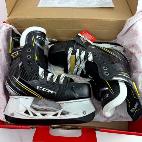 New CCM Super Tacks AS1 Skates | Jr 4.5D | CCM482