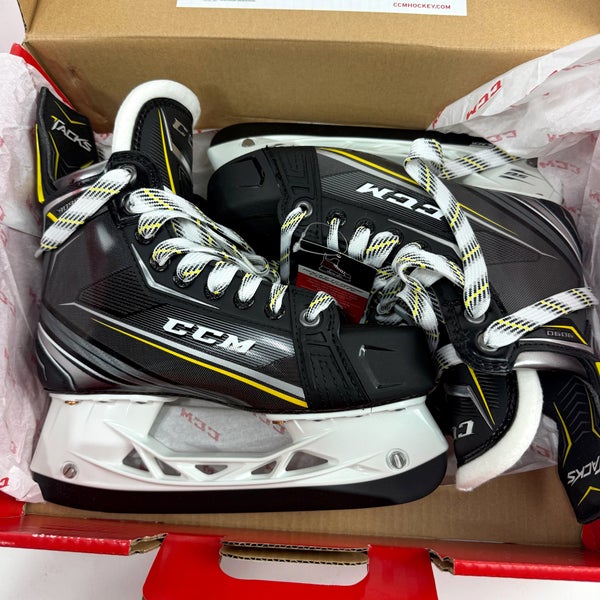 New CCM Tacks 9090 Skates | Junior 5EE | CCM451
