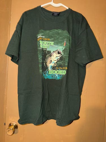Steve & Barry’s Shakespeare Vintage Fishing Graphic T Shirt Mens Size Large Used
