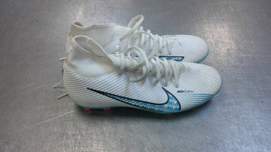 Used Nike Soccer Cleats White Senior 6.5 11339-S000197123