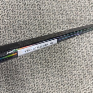 Youth CCM XF Ghost Right Handed Hockey Stick P29 30 Flex (New)