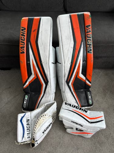 34" Vaughn SLR3 Regular Goalie Full Set (Used)