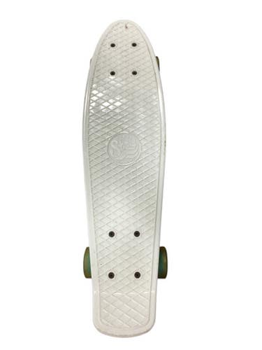 Used STRAND SKATEBOARD Complete Skateboard White Regular 11347-S000258970