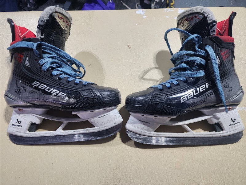 Bauer Vapor 5x Pro Hockey Skates Size 4 (Used)