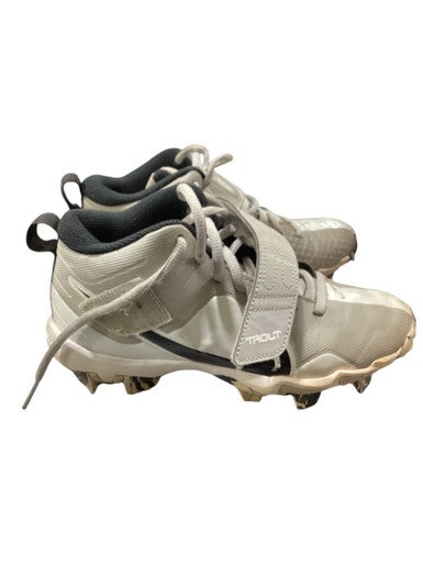 Used Nike TROUT BB CLEATS BB/SB Cleats Grey Junior 03 11347-S000258289