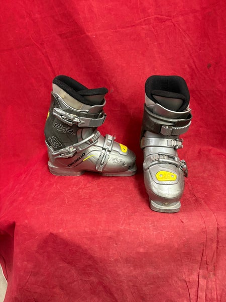 Ski Boots: Mondo 23 & 23.5 Kid's Dalbello Ski Boots (Used)