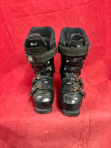 Ski Boots: Mondo 23 & 23.5 Women's Tecnica Ski Boots (Used)