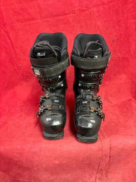 Ski Boots: Mondo 23 & 23.5 Women's Tecnica Ski Boots (Used)