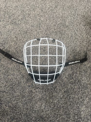 Medium Bauer Profile II Facemask Full Cage (Used)