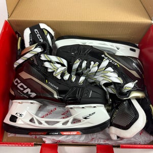 New CCM Tacks ASV Skates | Junior 3 R | CCM461