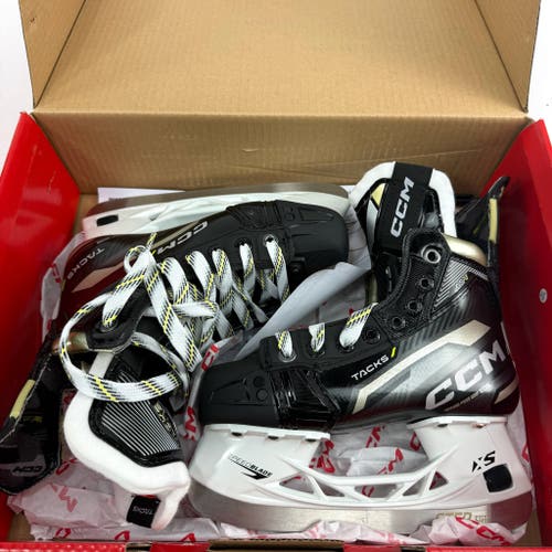 New CCM Tacks ASV Skates | Junior 1 Regular | CCM467