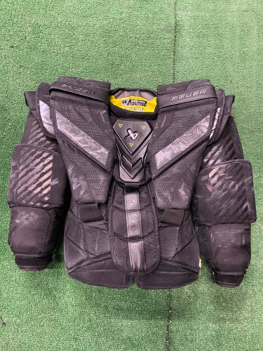 Senior Medium Bauer Shadow Goalie Chest Protector (Used)