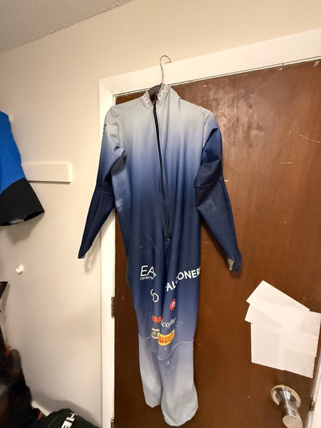 Unisex Large Ski Suit (Used)