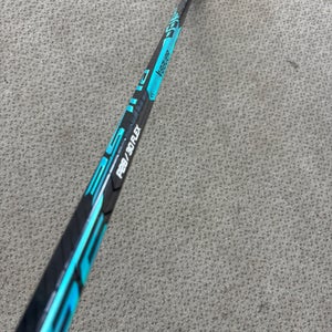 Junior Bauer Pulse Left Hand Hockey Stick P28 30 Flex (New)