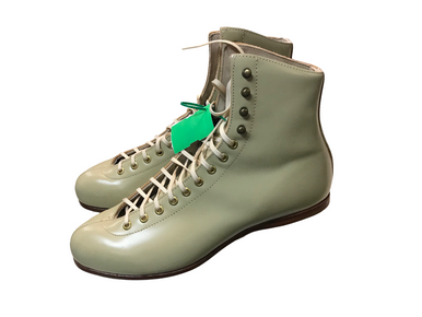 Used Riedell TUIK Womens Softboot Skate Brown Senior 9 11706-S000368515