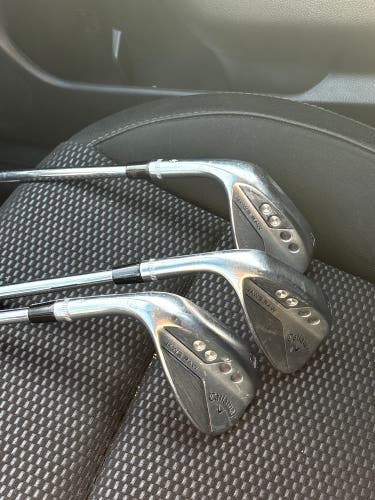 2022 Callaway Jaws Raw Chrome Left Hand Wedge set (52,56,60)