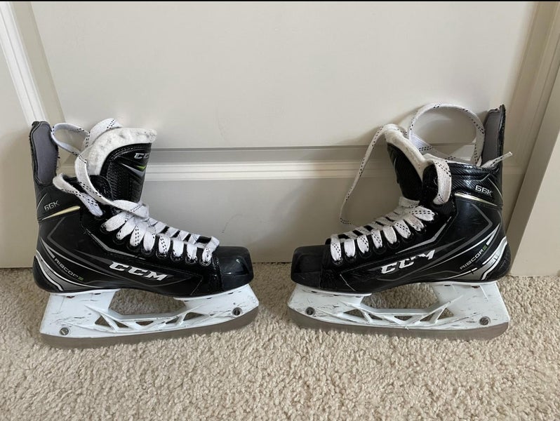 2017 CCM Ribcor 66K Hockey Skates Extra Wide Width Size 4.5 (Used)