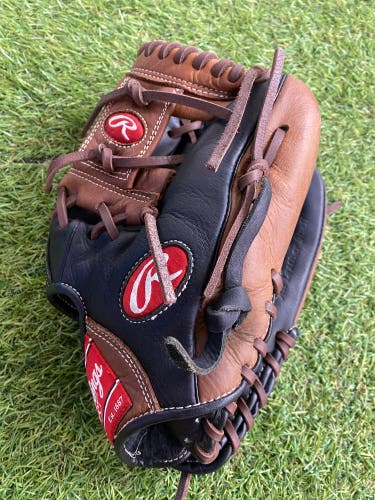Black Rawlings Premium Series RH Infield Baseball Glove 11.25" (Used)