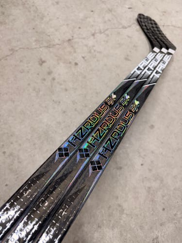 3 Pack 70 Flex P92 Hzrdus Smoke Senior True Left Hand Pro Stock (New) NHL