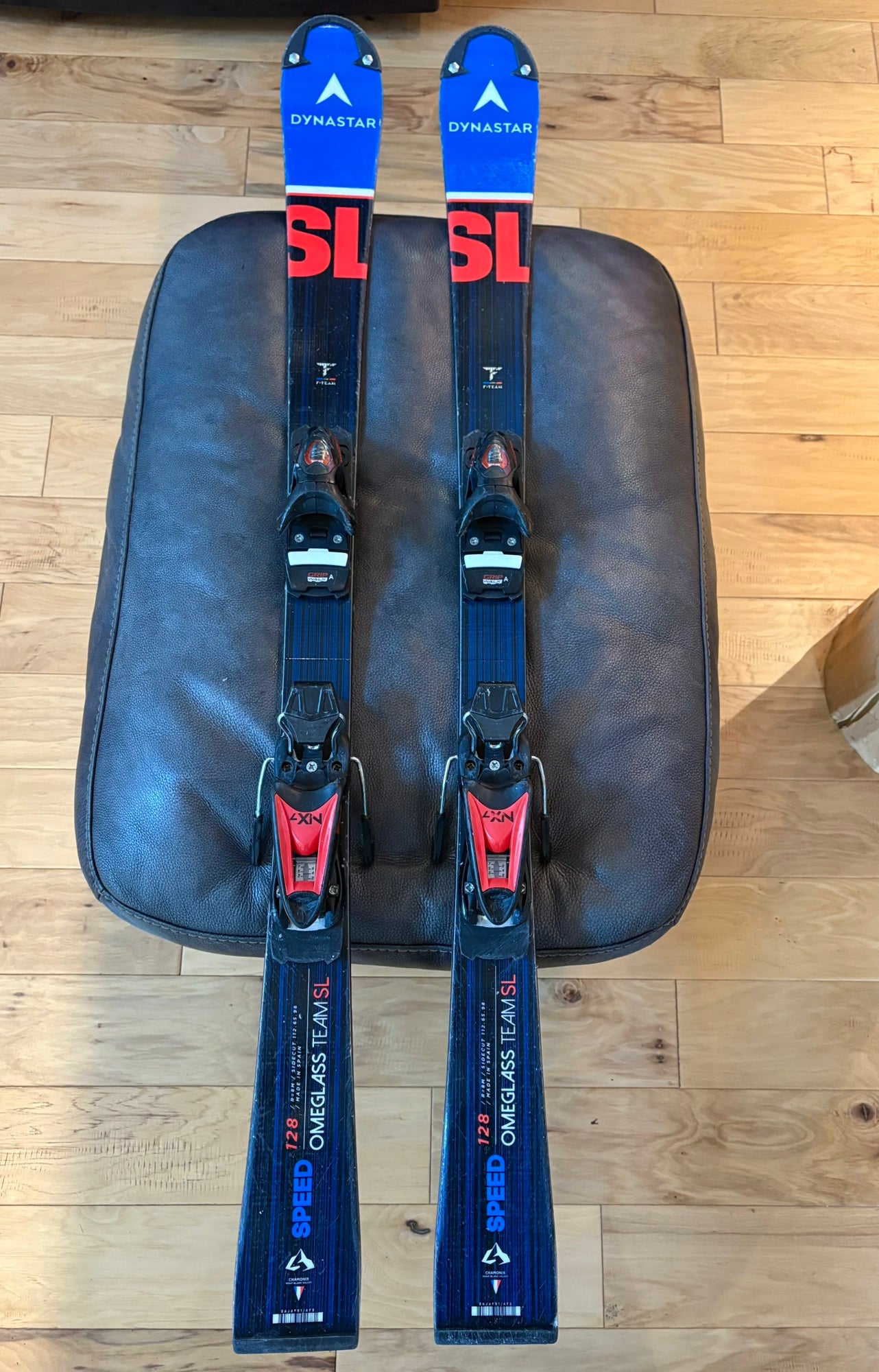 2020 Dynastar Speed Team SL 142 cm Race Skis w/ Look SPX10