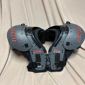 Extra Large Adult Schutt Bodyguard 36 Shoulder Pads (Used)