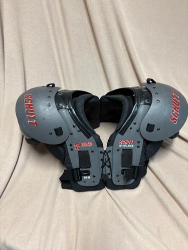 Extra Large Adult Schutt Bodyguard 36 Shoulder Pads (Used)