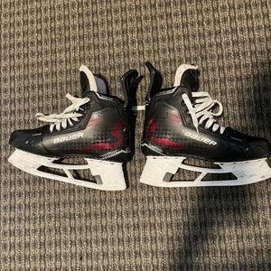 2024 Bauer Supreme Shadow Hockey Skates Regular Width Pro Stock 8.5 (Used)