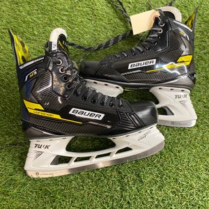 Senior Bauer Supreme M3 Hockey Skates Extra Wide Width 7.5 (Used)