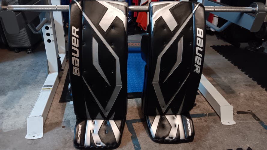 34" Bauer Supreme 100 Goalie Leg Pads Pro Stock (Used)