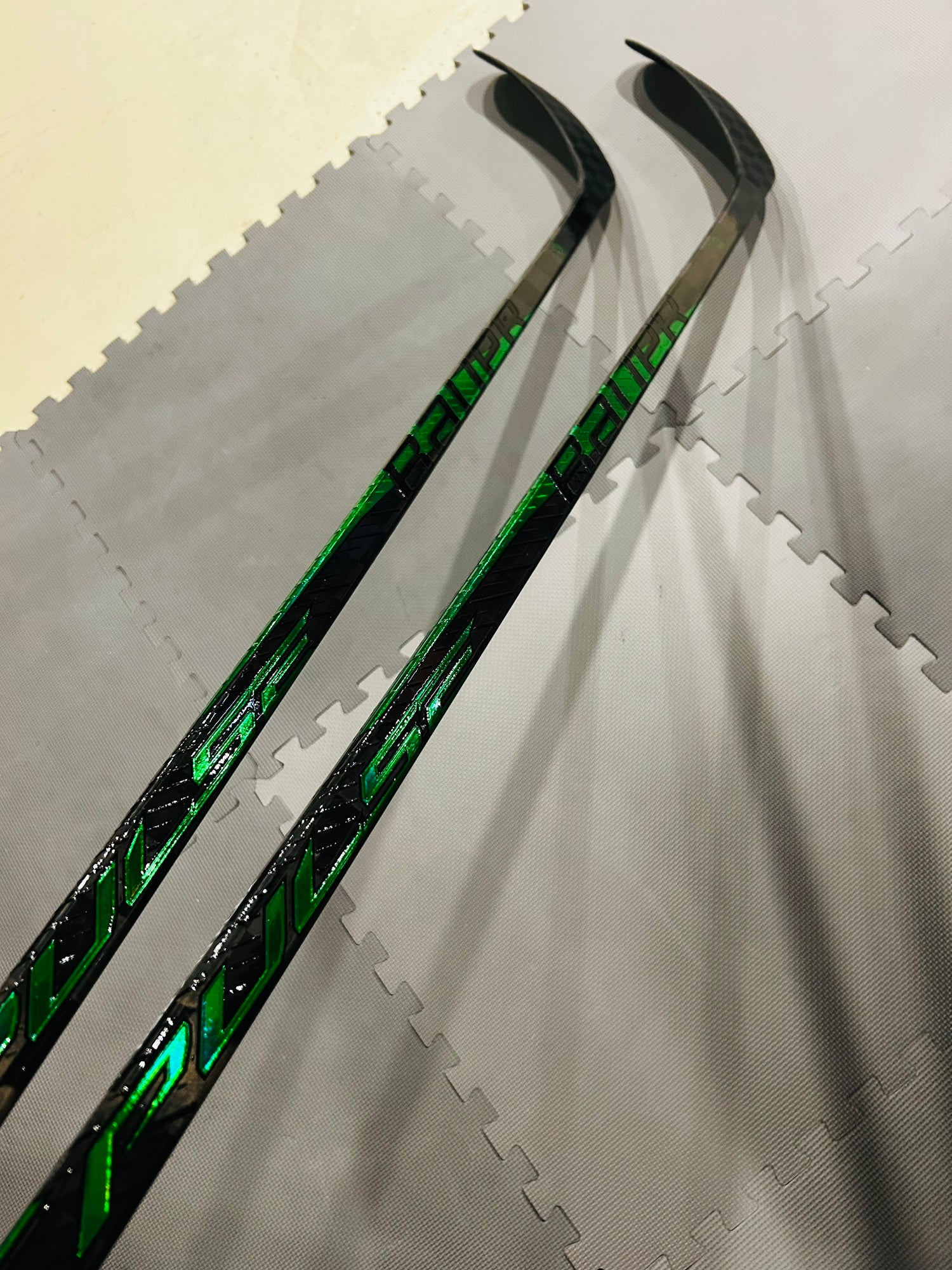 Senior Bauer Pulse Right Handed Hockey Stick P92 70 Flex Pro Stock 