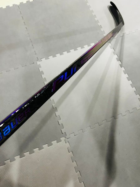 Senior Bauer Pulse RH Purple Hockey Stick P28 87 Flex Pro Stock (New)