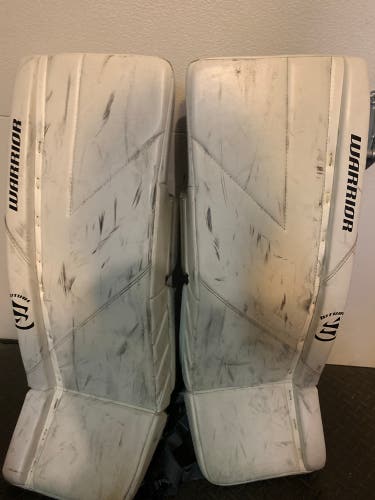 Warrior R/G6 28 +1 goalie leg pads