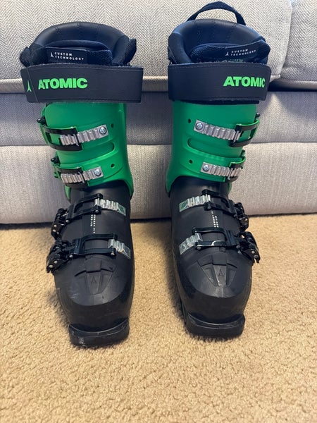 Mondo 26 & 26.5 Men's Atomic Hawx Powder Ski Boots Medium Flex (Used)
