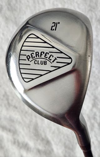 Perfect Club Perfect Plus 21° Fairway Wood RH; Graphite Shaft