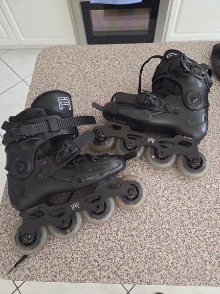 Inline Skates Regular Width Size 4 (Used)