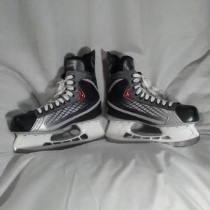 2022 Bauer Vapor Hockey Skates Regular Width