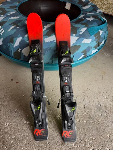 Unisex Fischer RC4 Curv 70 cm All Mountain Skis With Bindings (Used)