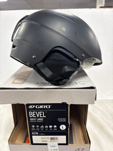 Unisex Large Giro Bevel Helmet (New)