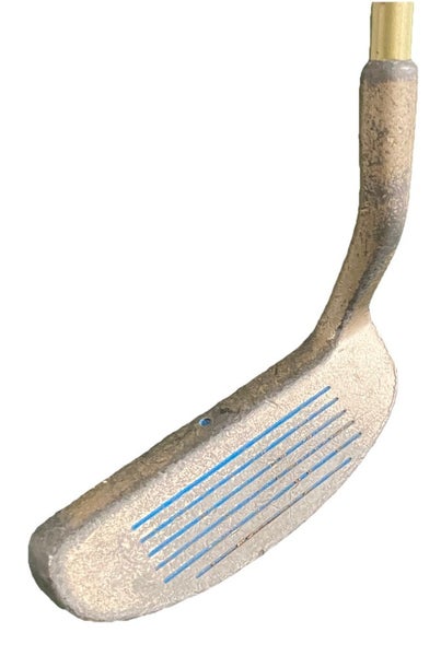 Square Two Golf Light & Easy Perfect Control Chipper RH Graphite 34" New Grip