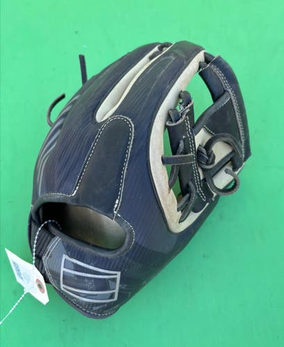Black Rawlings REV1X RH Infield Baseball Glove 11.5"
