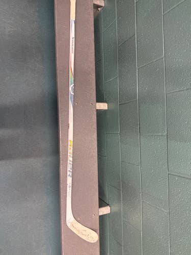 Senior Bauer Proto2 Left Hand Hockey Stick P28 77 Flex (Used)