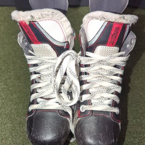 Bauer Vapor Hockey Skates Regular Width Size 2 (Used)(2227)