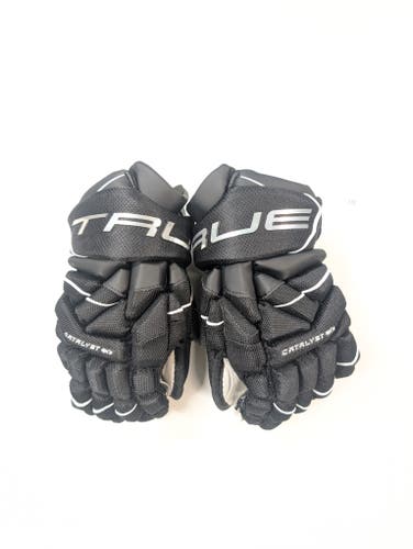 True Catalyst 9X3 Gloves 10" (New)