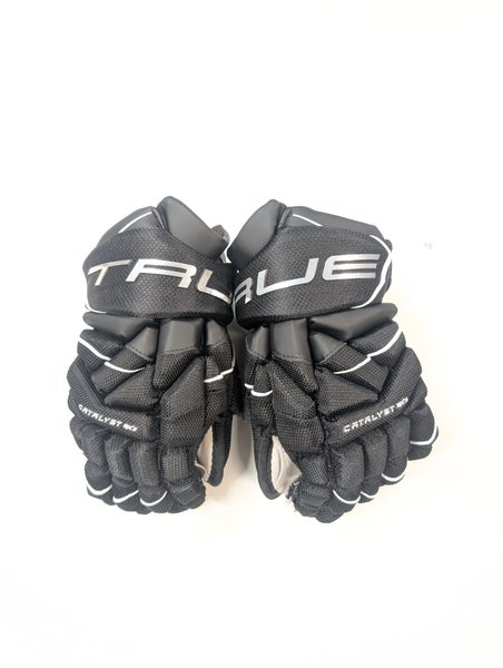 True Catalyst 9X3 Gloves 10" (New)